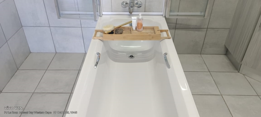 6 Bedroom Property for Sale in Seemeeu Park Western Cape